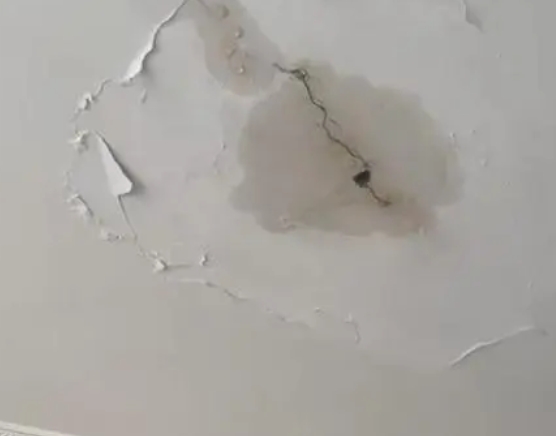 科尔沁右翼前阳台漏水维修公司分享下屋面防水工程质量问题原因分析
